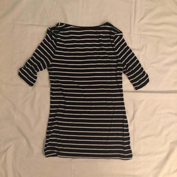 WHITE HOUSE BLACK MARKET STRIPPED TOP - Picture 4 of 5